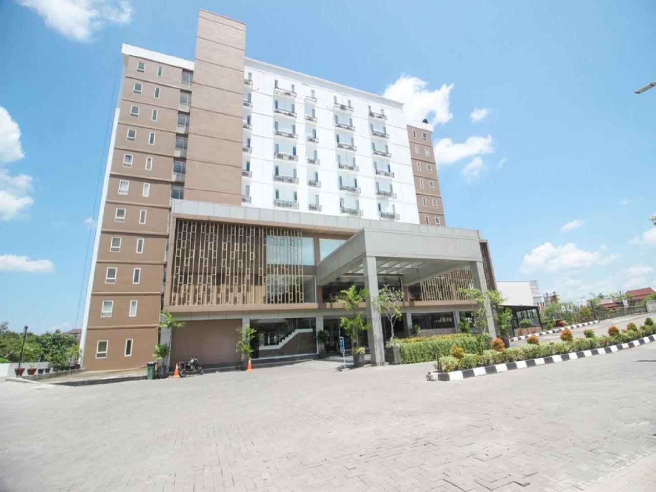 Reddoorz Apartment @ Malioboro City Adisucipto Maguwo Eksteriør bilde